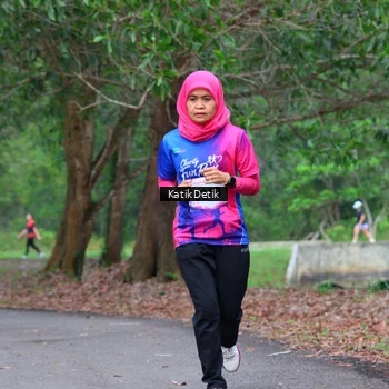 Runner Photo 8126016