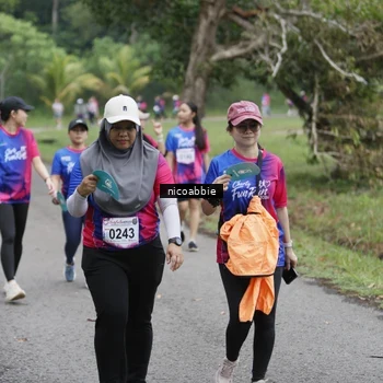 Runner Photo 8126018