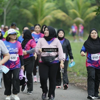 Runner Photo 8126040