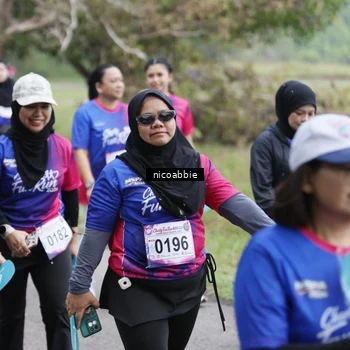 Runner Photo 8126049