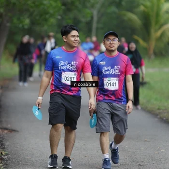 Runner Photo 8126060