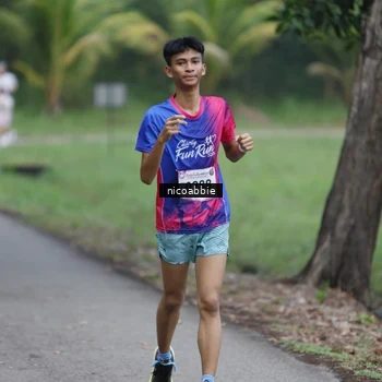 Runner Photo 8126071