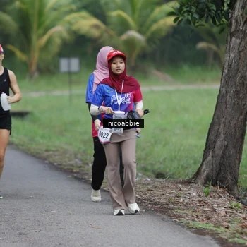 Runner Photo 8126075