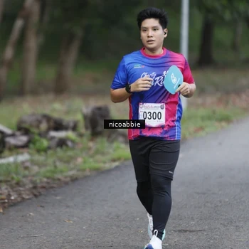 Runner Photo 8126076