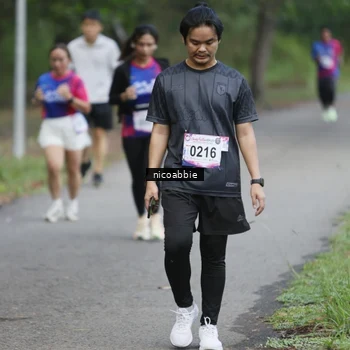 Runner Photo 8126077