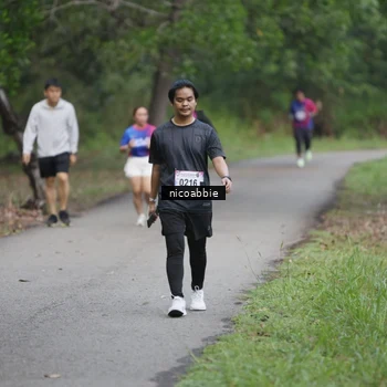 Runner Photo 8126081