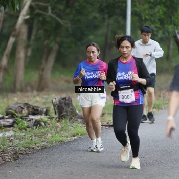 Runner Photo 8126085