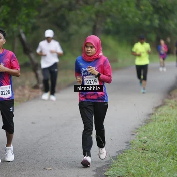 Runner Photo 8126091