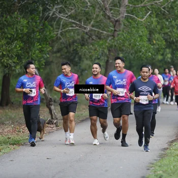 Runner Photo 8126125
