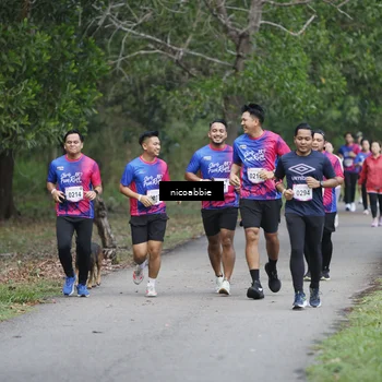 Runner Photo 8126128
