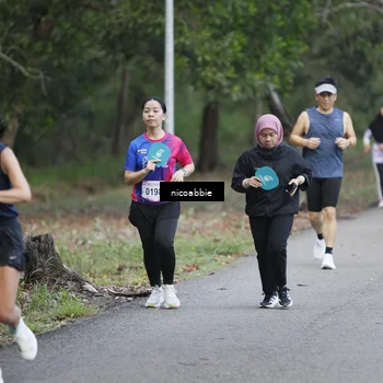 Runner Photo 8126162