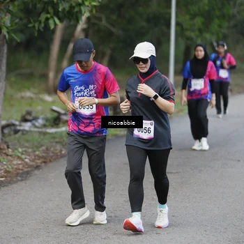 Runner Photo 8126188
