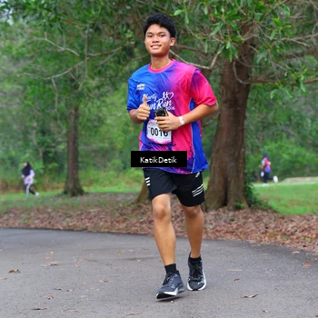 Runner Photo 8126204