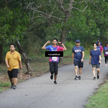 Runner Photo 8126212