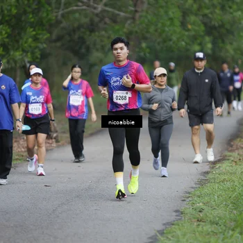 Runner Photo 8126214