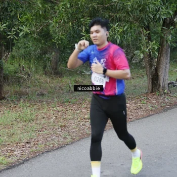 Runner Photo 8126216