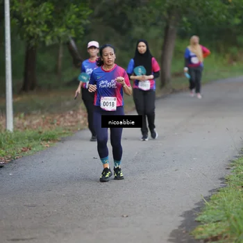 Runner Photo 8126249
