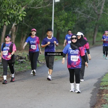 Runner Photo 8126265