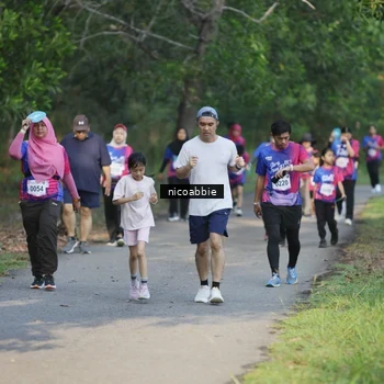 Runner Photo 8126274