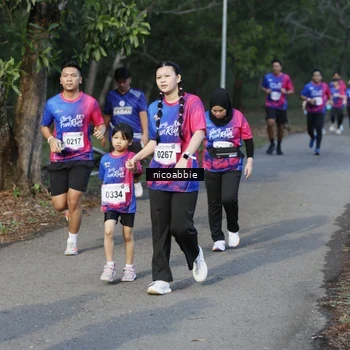 Runner Photo 8126281