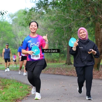 Runner Photo 8126285