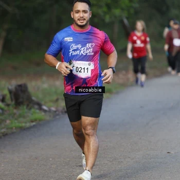 Runner Photo 8126311