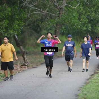 Runner Photo 8126316
