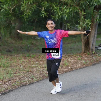 Runner Photo 8126321