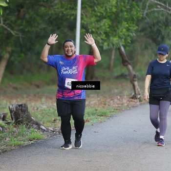 Runner Photo 8126351