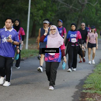 Runner Photo 8126354