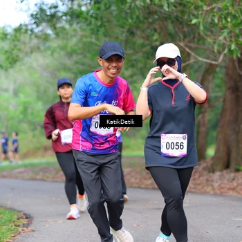Runner Photo 8126376