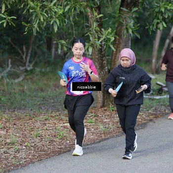 Runner Photo 8126381