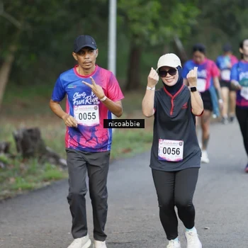 Runner Photo 8126389