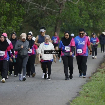 Runner Photo 8126405