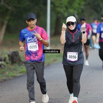 Runner Photo 8126406