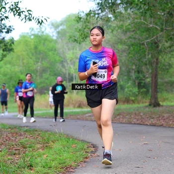 Runner Photo 8126408