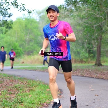 Runner Photo 8126411