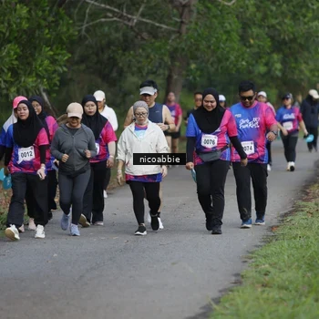 Runner Photo 8126413