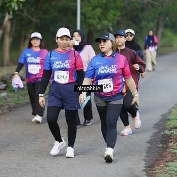 Runner Photo 8126421