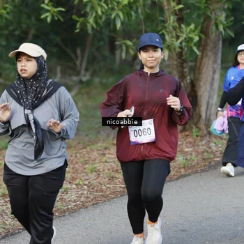 Runner Photo 8126422