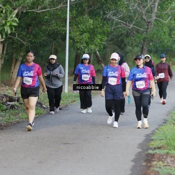 Runner Photo 8126424