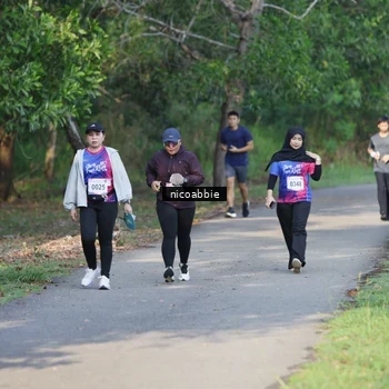 Runner Photo 8126471