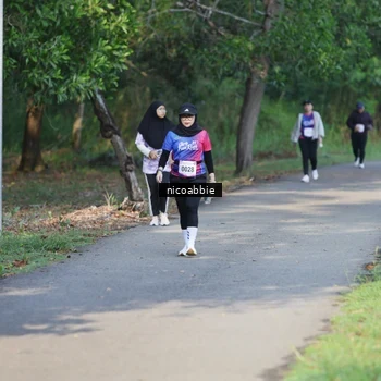 Runner Photo 8126494