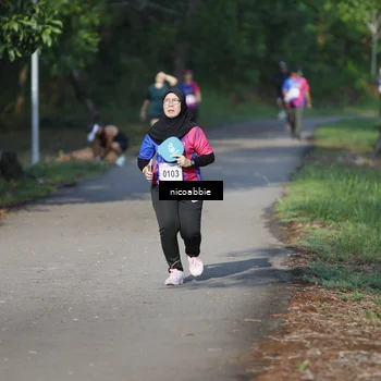 Runner Photo 8126531