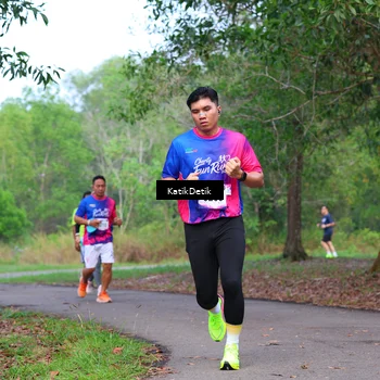 Runner Photo 8126545