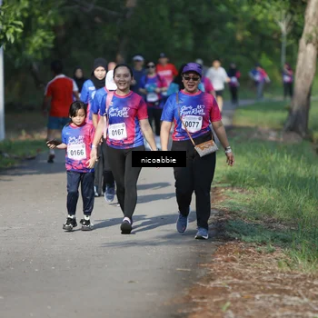 Runner Photo 8126573