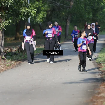 Runner Photo 8126627