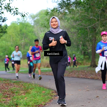 Runner Photo 8126636