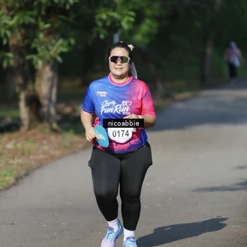 Runner Photo 8126671