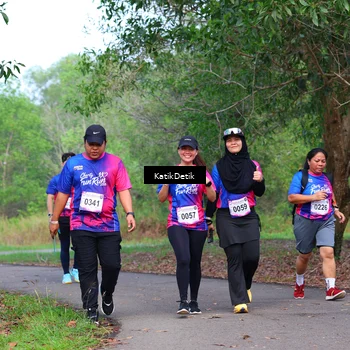 Runner Photo 8126683